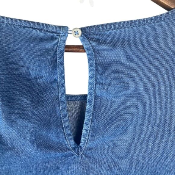 SoHo Blue Tie-Front Blouse// L - Picture 6 of 9